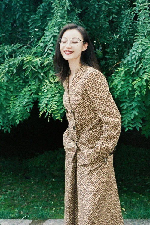 飞天小女小警z国语版