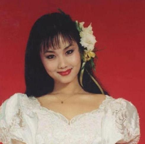 草原之歌歌词 草原之歌歌词大全