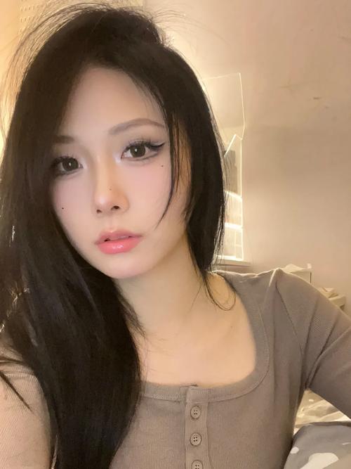 电影黑三角 电影黑三角主题歌