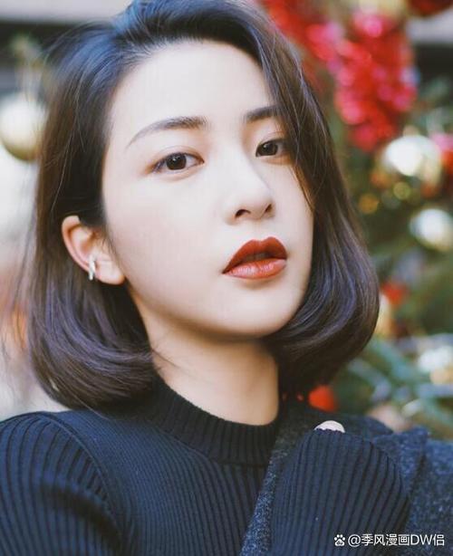 蔡卓妍镂空装 蔡卓妍高清