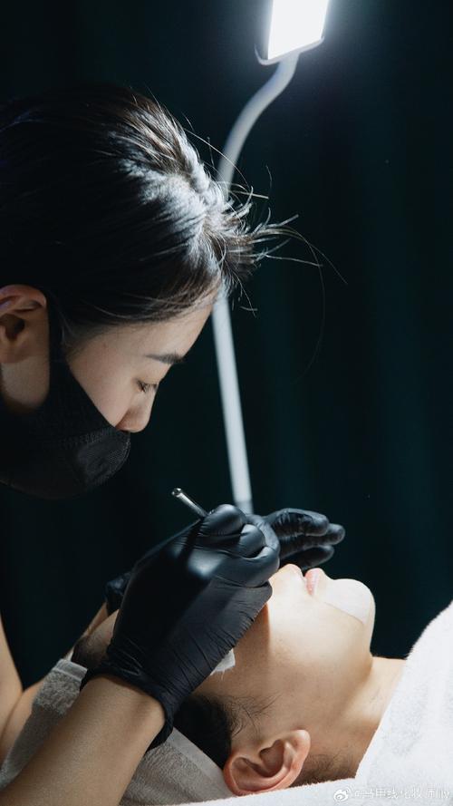 疯人愿歌词疯人愿原唱是谁 疯人愿歌词疯人愿原唱是谁