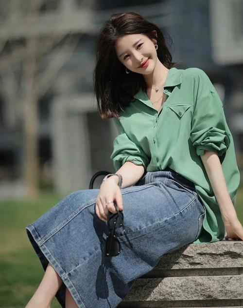 邓家佳个人资料简介及 邓家佳个人资料简介及