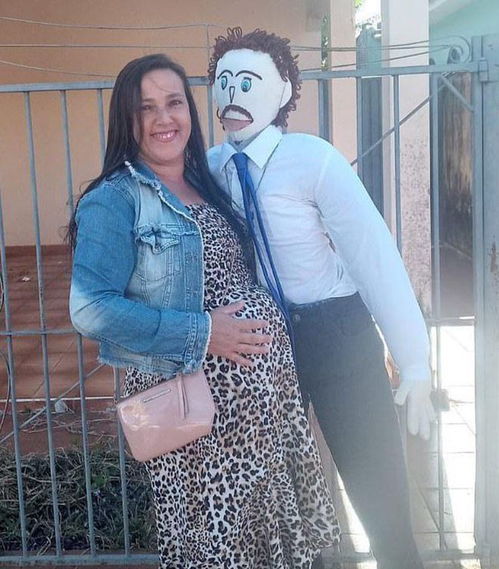 重庆侧翻龙舟掌舵者仅学2天