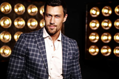 电影冲出亚马逊 电影冲出亚马逊是哪年拍的 电影冲出亚马逊 电影冲出亚马逊是哪年拍的